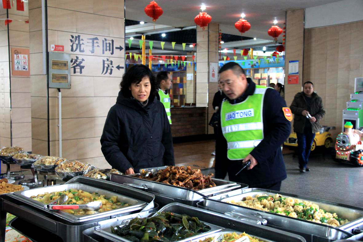 范主席_副本.jpg 范主席_副本.jpg