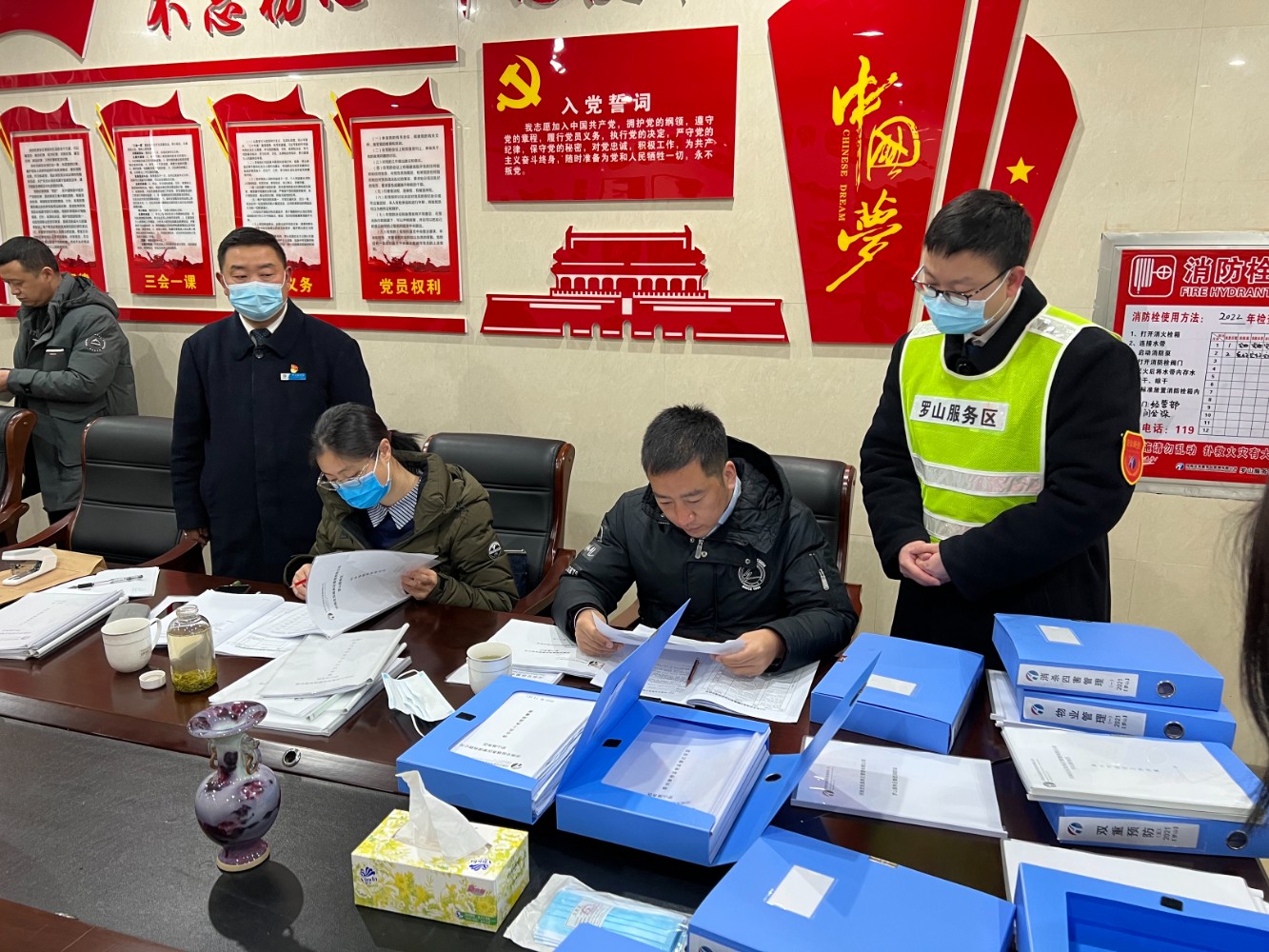 2月18日 第五檢查組到羅山服務區開展省評檢查工.jpg